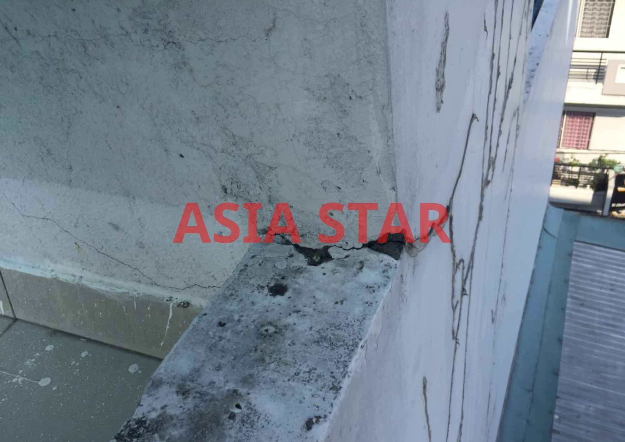 Sàn mái bị hỏng